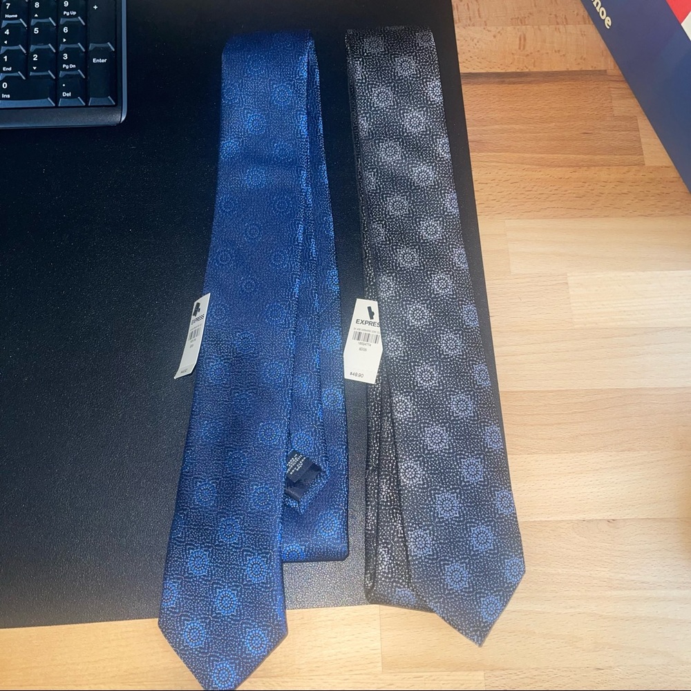 2 Express Ties